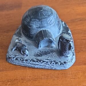 Black Resin Inuit Igloo Sculpture Home Art